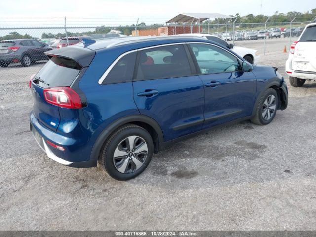 Photo 3 VIN: KNDCB3LC9H5059870 - KIA NIRO 