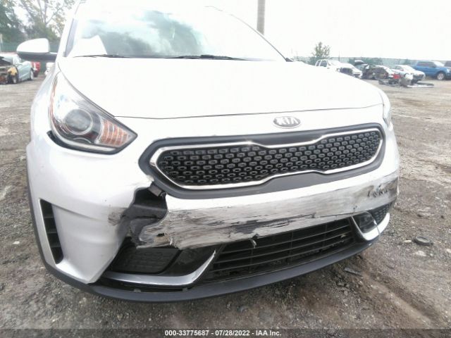 Photo 5 VIN: KNDCB3LC9H5068276 - KIA NIRO 