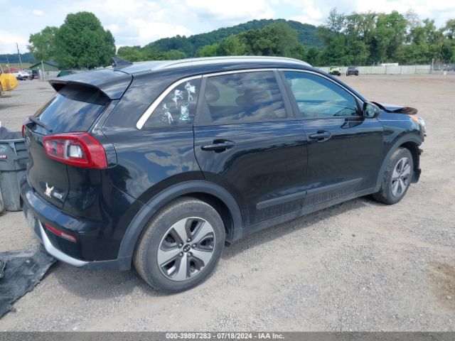 Photo 3 VIN: KNDCB3LC9J5151423 - KIA NIRO 