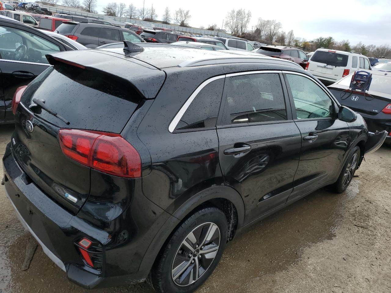 Photo 2 VIN: KNDCB3LC9L5399724 - KIA NIRO 