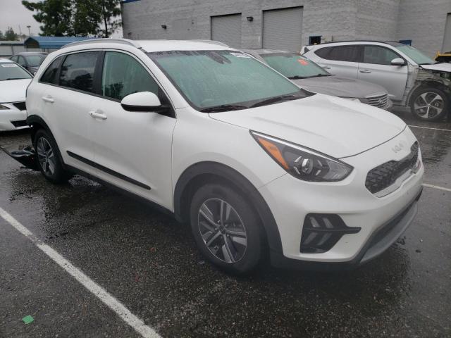 Photo 3 VIN: KNDCB3LC9N5547938 - KIA NIRO LX 