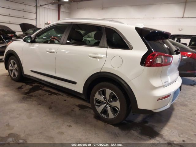 Photo 2 VIN: KNDCB3LCXJ5154122 - KIA NIRO 