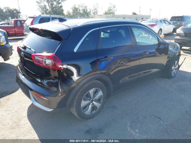 Photo 3 VIN: KNDCB3LCXK5324559 - KIA NIRO 