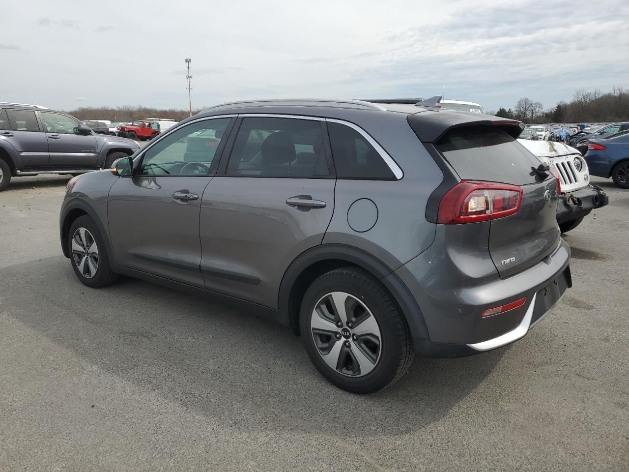 Photo 1 VIN: KNDCC3LC0J5119781 - KIA NIRO 