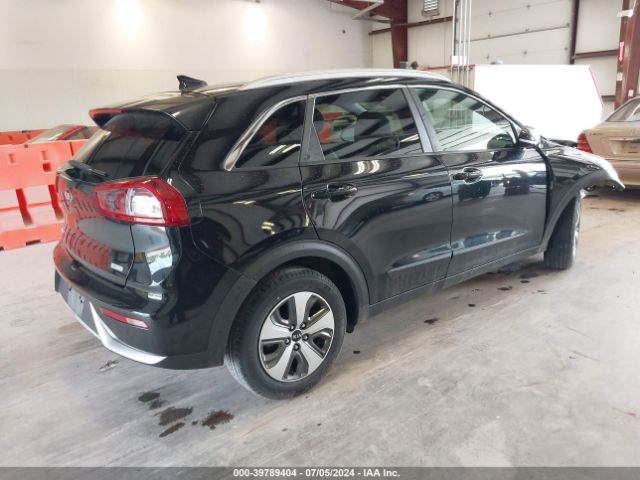 Photo 3 VIN: KNDCC3LC0J5136645 - KIA NIRO 