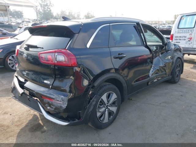 Photo 3 VIN: KNDCC3LC0J5156703 - KIA NIRO 