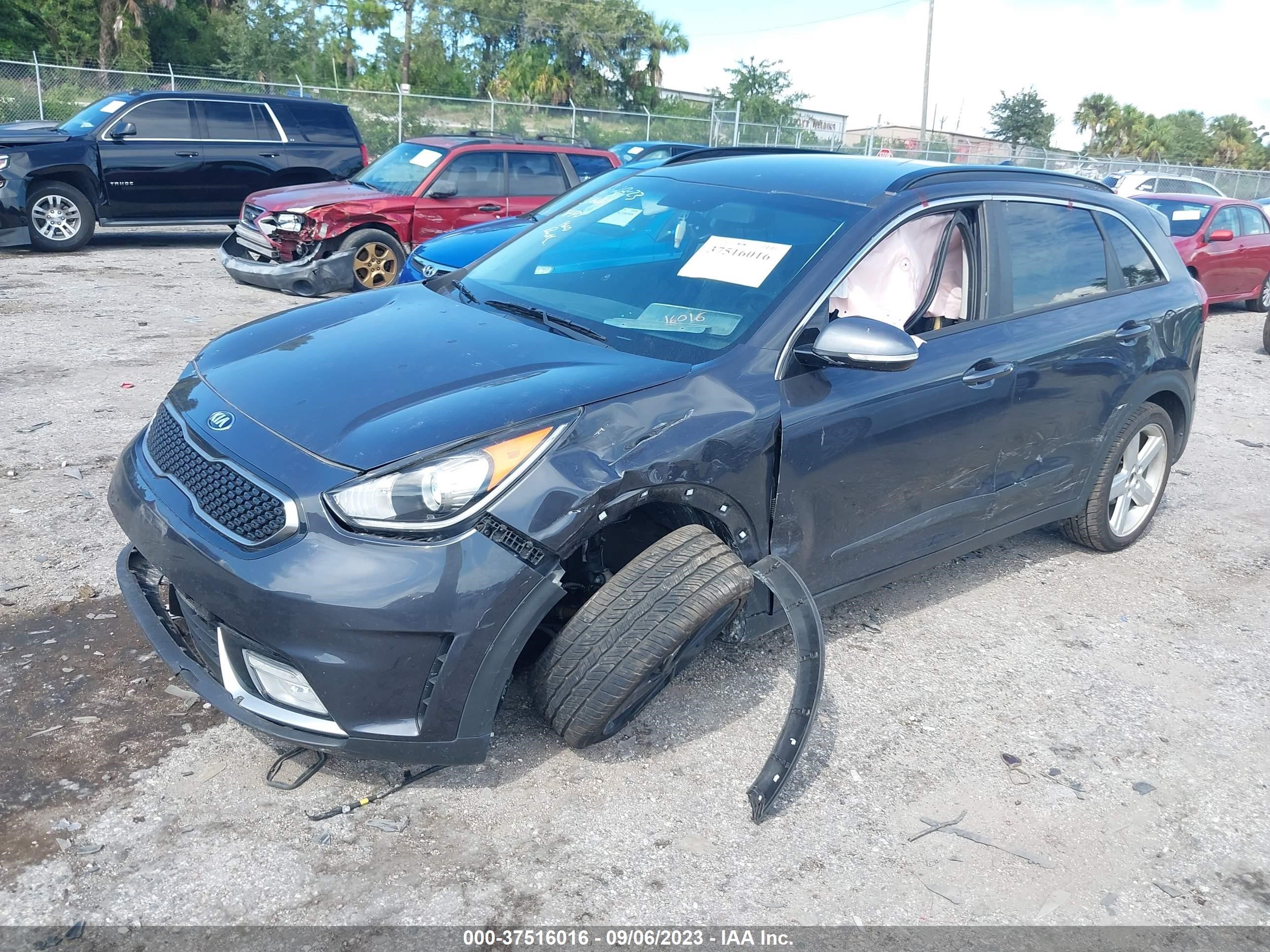 Photo 1 VIN: KNDCC3LC2J5134928 - KIA NIRO 