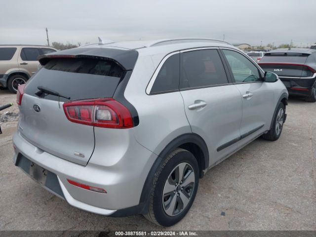 Photo 3 VIN: KNDCC3LC2K5219656 - KIA NIRO 