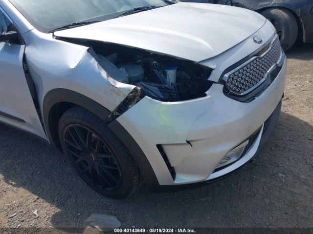 Photo 5 VIN: KNDCC3LC2K5302813 - KIA NIRO 