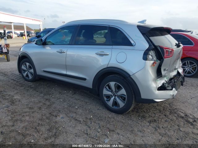 Photo 2 VIN: KNDCC3LC4K5274285 - KIA NIRO 