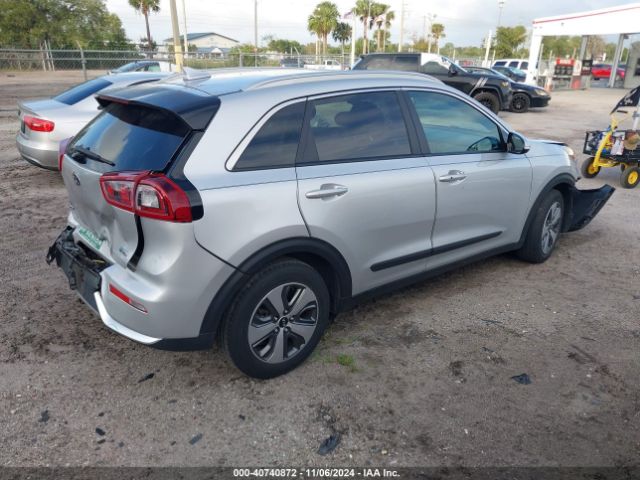 Photo 3 VIN: KNDCC3LC4K5274285 - KIA NIRO 