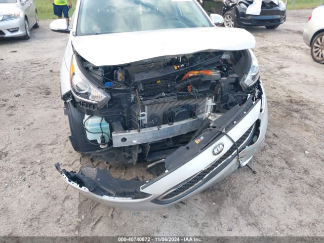 Photo 5 VIN: KNDCC3LC4K5274285 - KIA NIRO 