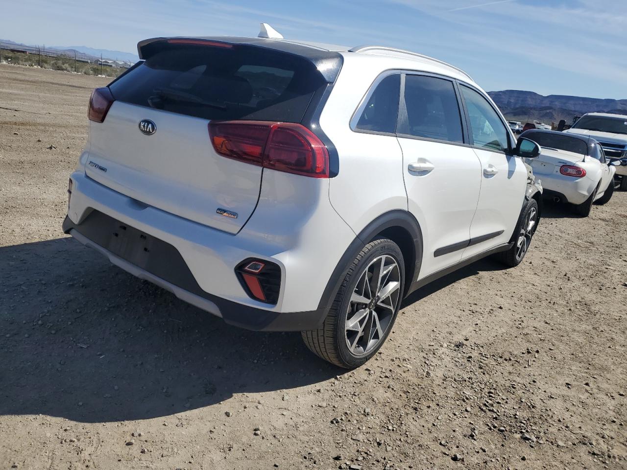 Photo 2 VIN: KNDCC3LC4L5422162 - KIA NIRO 