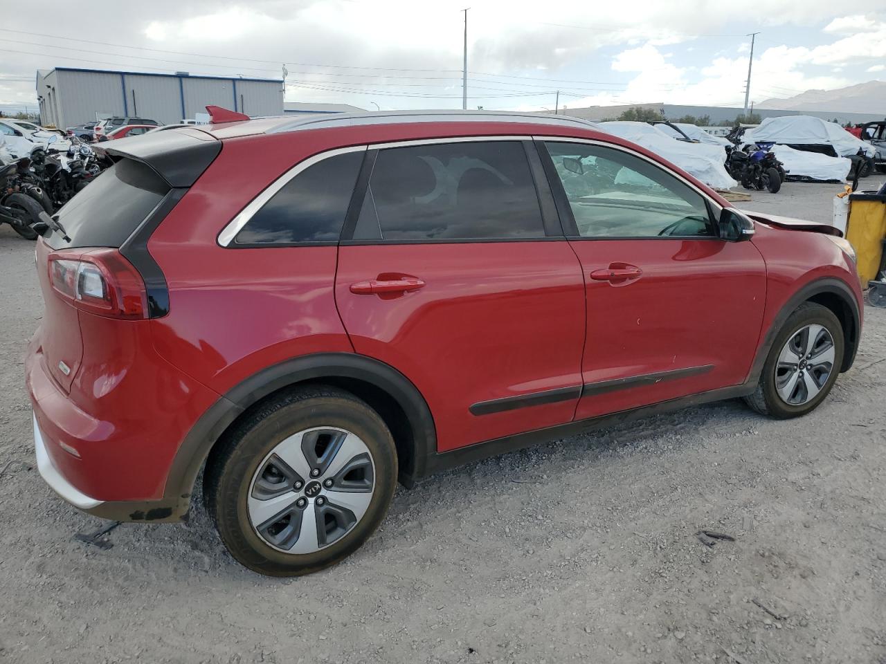 Photo 2 VIN: KNDCC3LC5H5070796 - KIA NIRO 