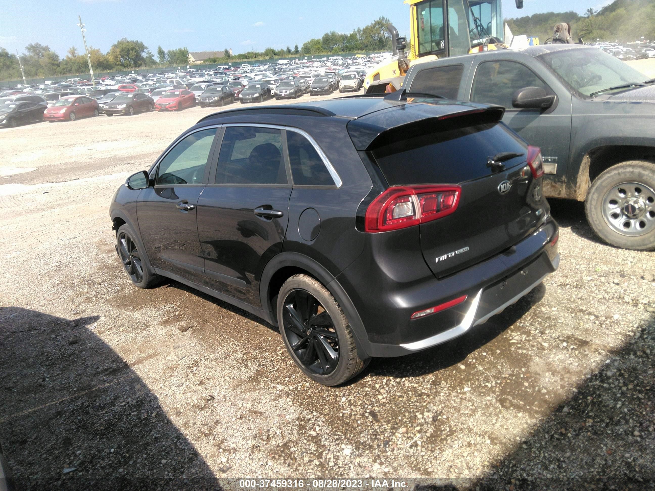 Photo 2 VIN: KNDCC3LC5J5160228 - KIA NIRO 