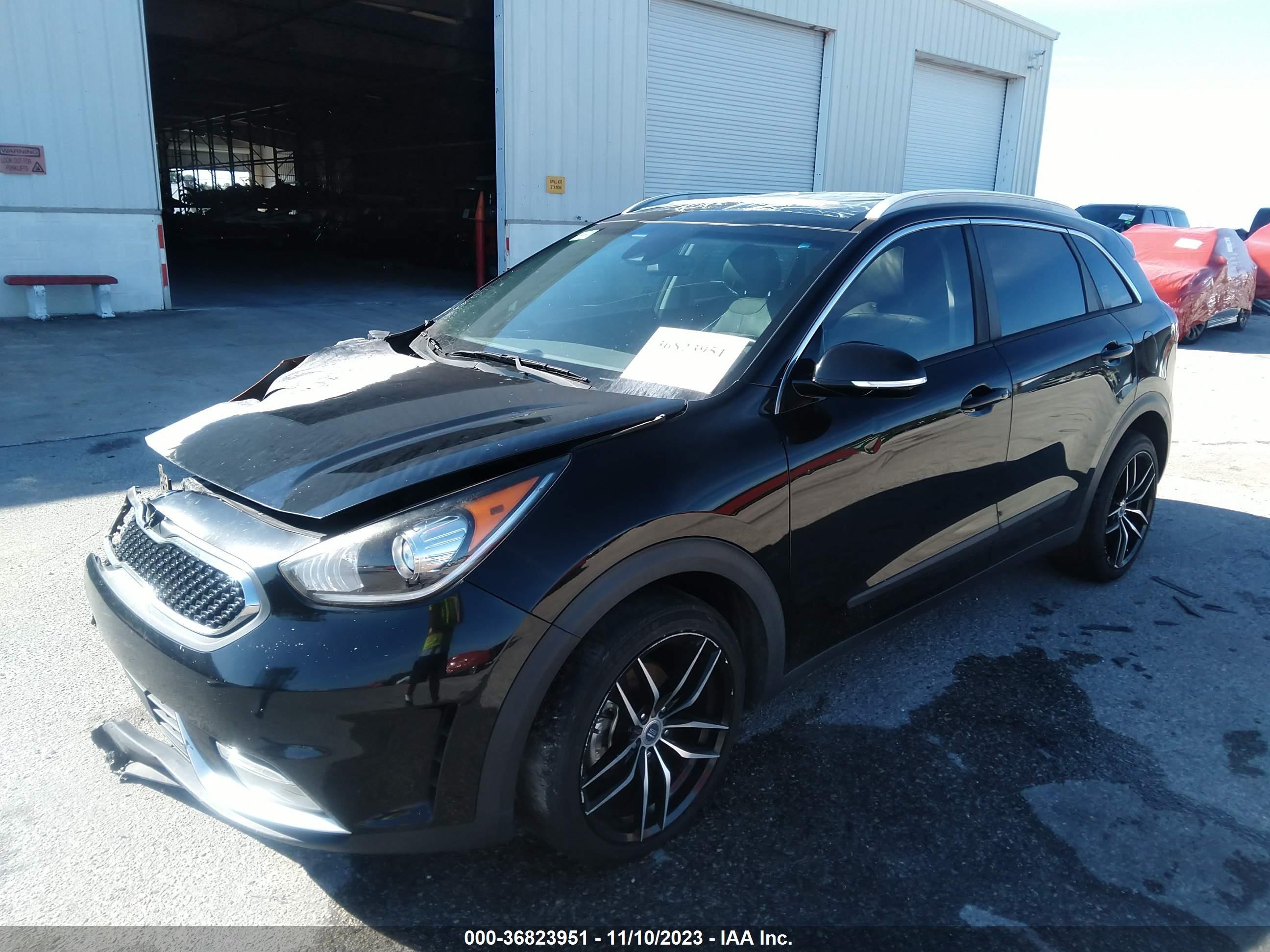 Photo 1 VIN: KNDCC3LC6H5038763 - KIA NIRO 