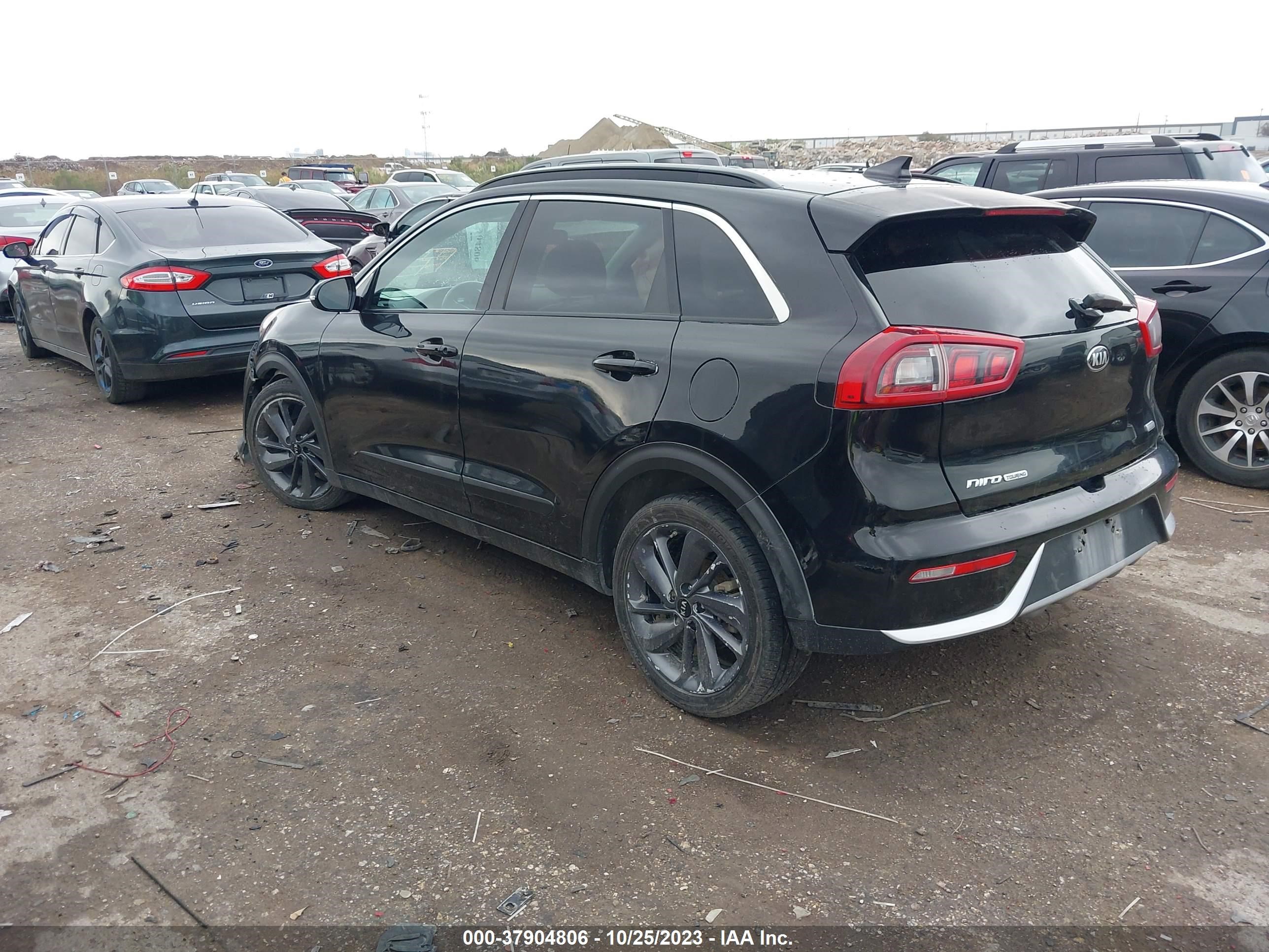 Photo 2 VIN: KNDCC3LC6H5061394 - KIA NIRO 