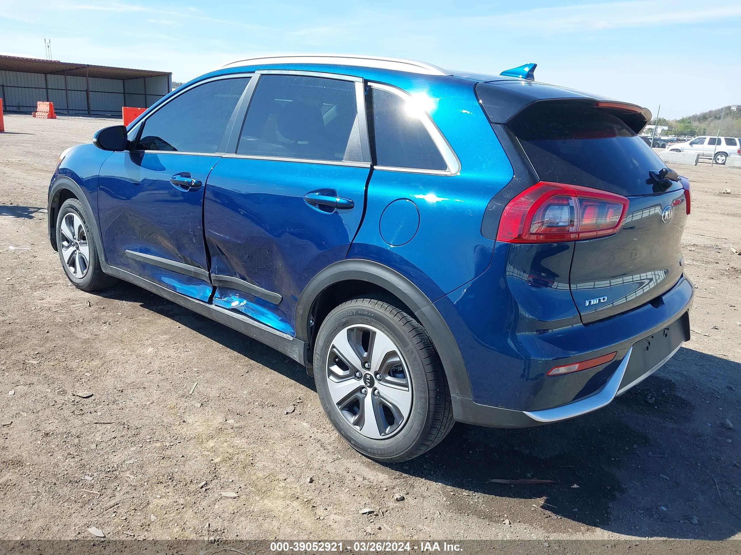 Photo 2 VIN: KNDCC3LC8H5052616 - KIA NIRO 