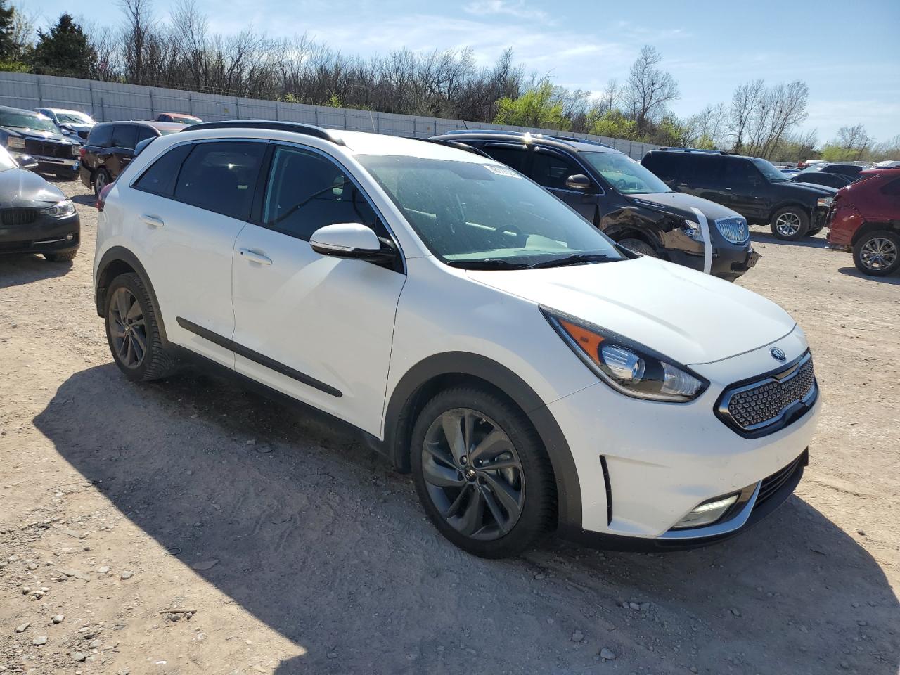 Photo 3 VIN: KNDCC3LC8H5077466 - KIA NIRO 