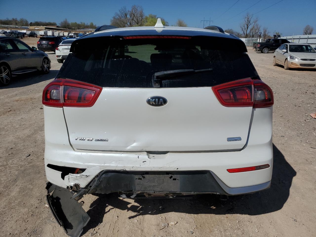 Photo 5 VIN: KNDCC3LC8H5077466 - KIA NIRO 