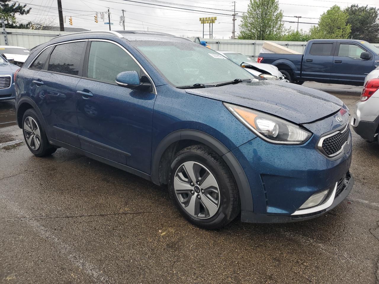 Photo 3 VIN: KNDCC3LC8J5130043 - KIA NIRO 