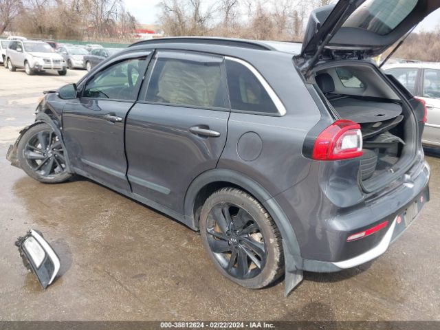 Photo 2 VIN: KNDCC3LC8J5140765 - KIA NIRO 