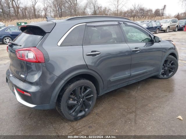 Photo 3 VIN: KNDCC3LC8J5140765 - KIA NIRO 