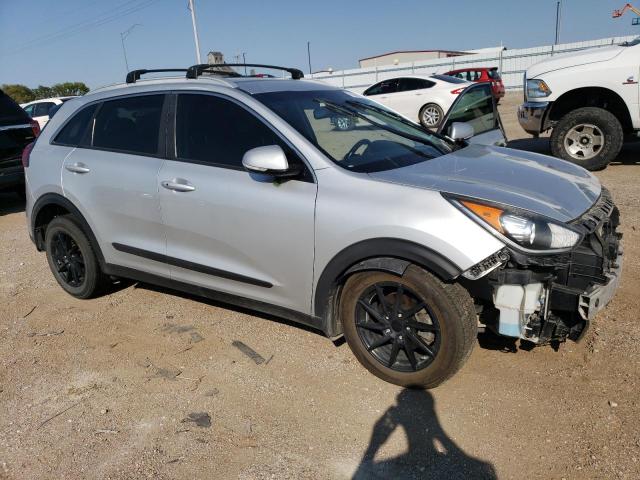 Photo 3 VIN: KNDCC3LC8J5147215 - KIA NIRO EX 