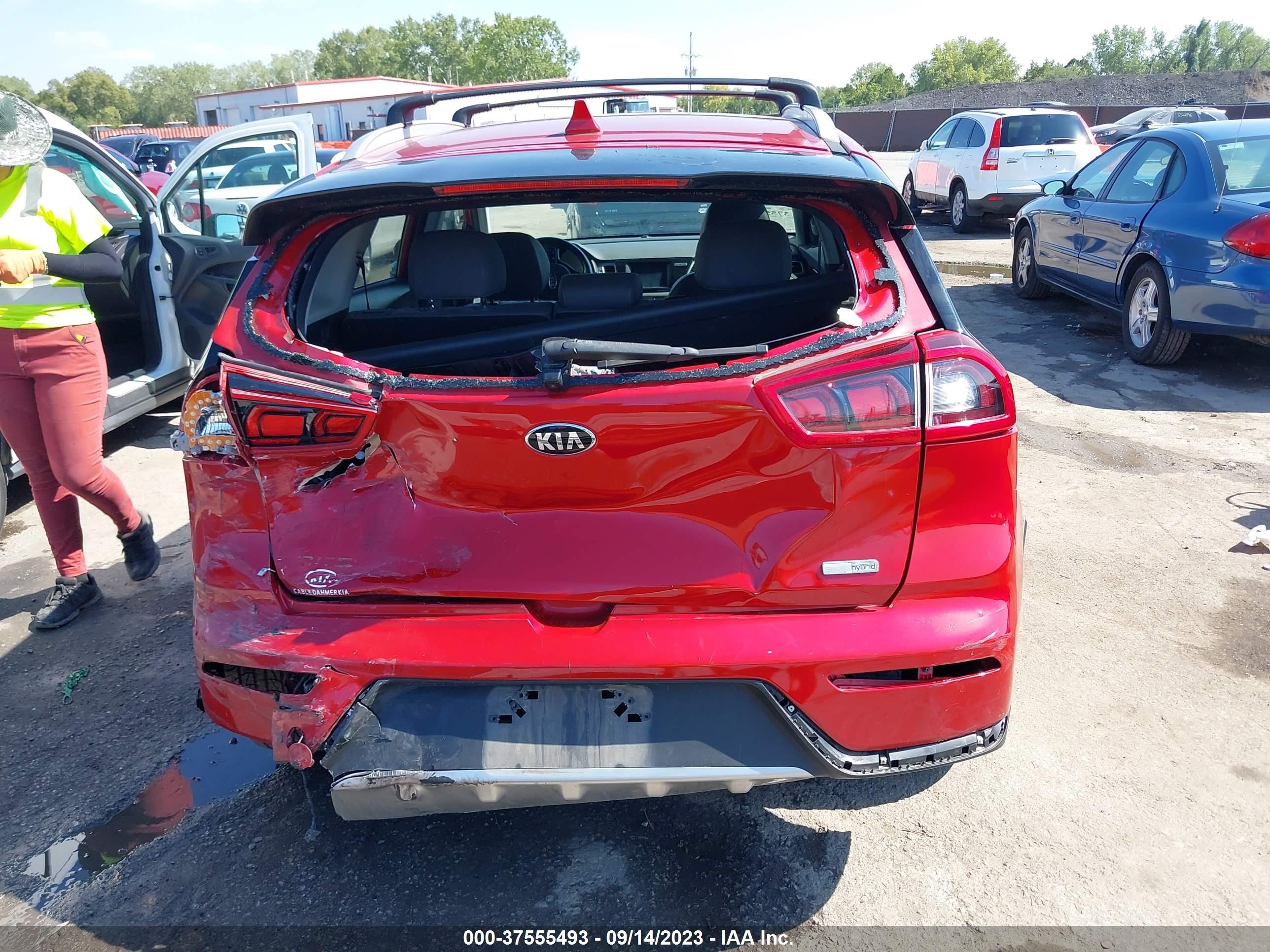 Photo 16 VIN: KNDCC3LCXK5222563 - KIA NIRO 