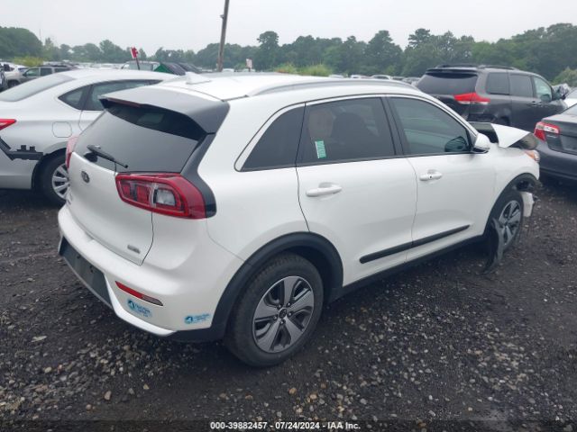 Photo 3 VIN: KNDCC3LCXK5282357 - KIA NIRO 