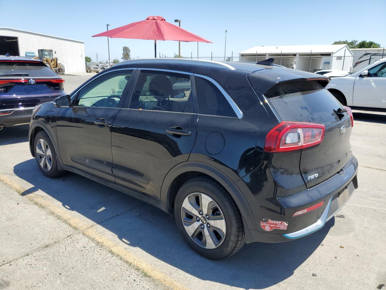 Photo 1 VIN: KNDCC3LD8J5180949 - KIA NIRO 