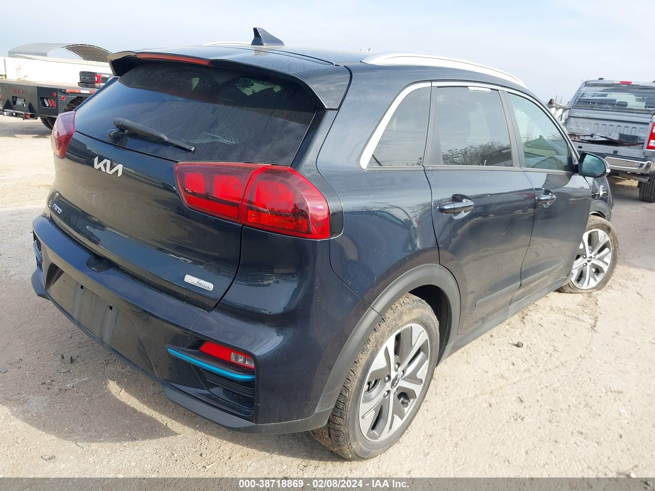 Photo 3 VIN: KNDCC3LG7N5118152 - KIA NIRO 