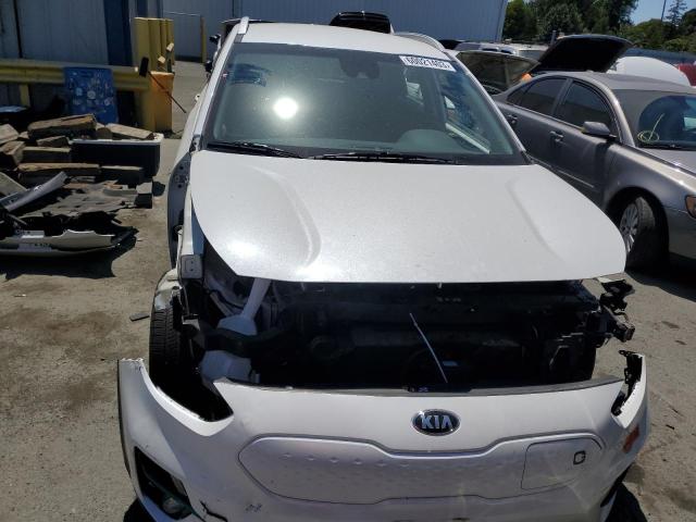 Photo 4 VIN: KNDCC3LGXK5019109 - KIA NIRO EX 