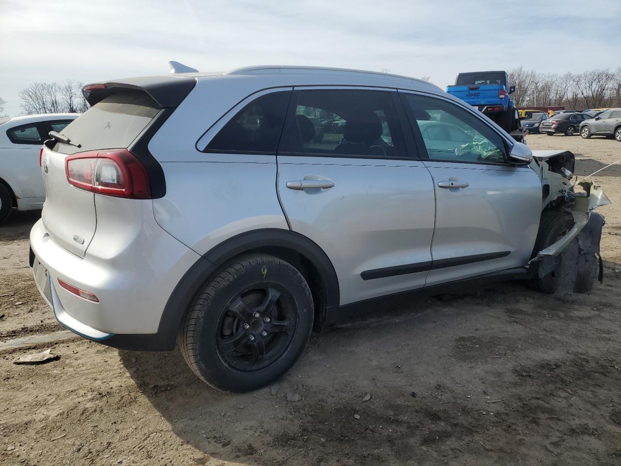 Photo 2 VIN: KNDCD3LD0J5140071 - KIA NIRO 