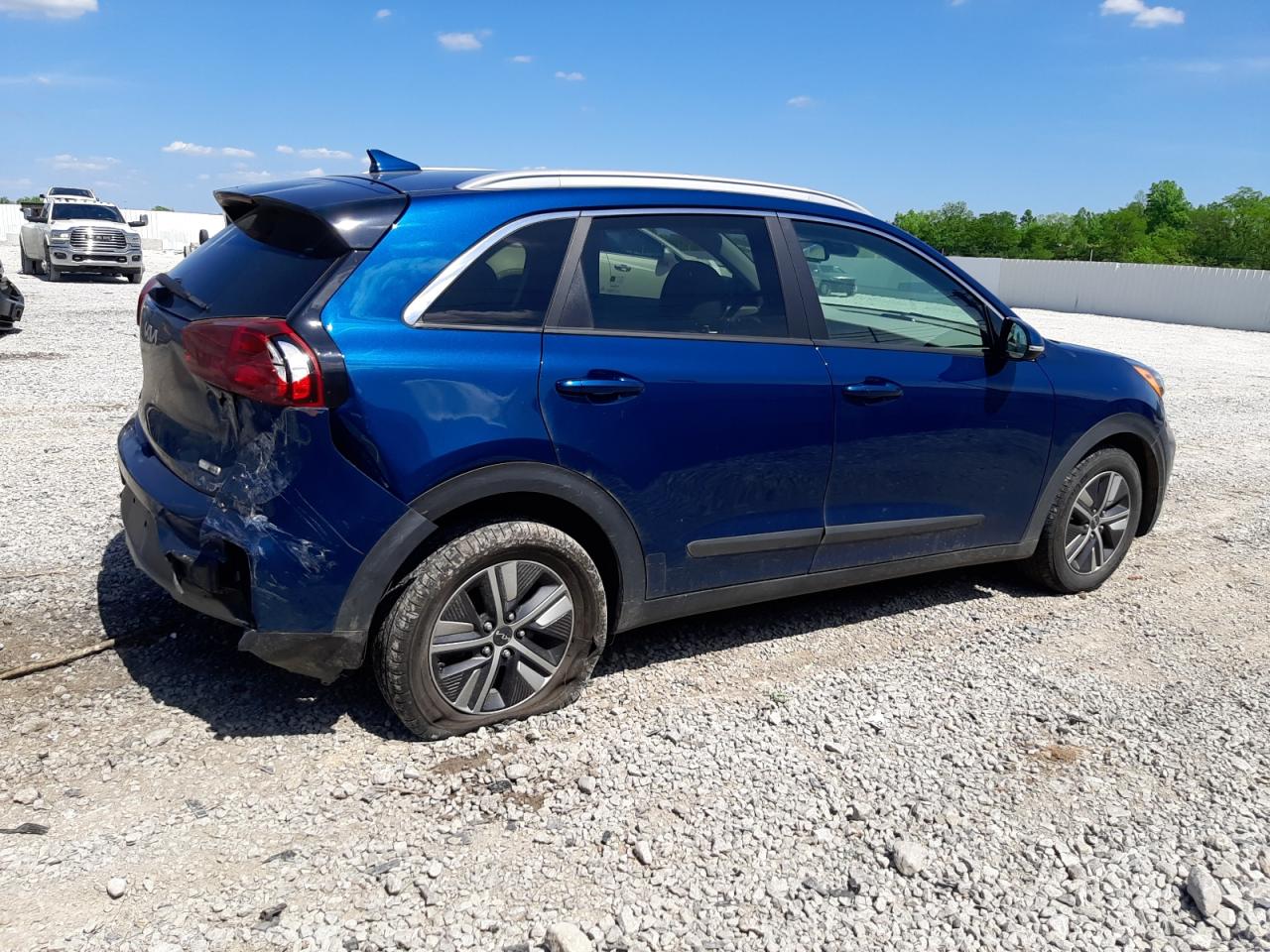 Photo 2 VIN: KNDCD3LD0N5527936 - KIA NIRO 