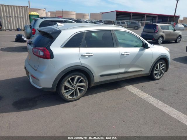 Photo 3 VIN: KNDCE3LC0H5056198 - KIA NIRO 