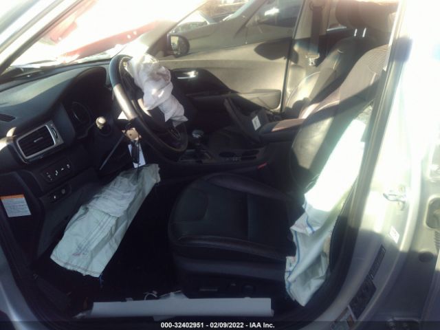 Photo 4 VIN: KNDCE3LC0H5072255 - KIA NIRO 