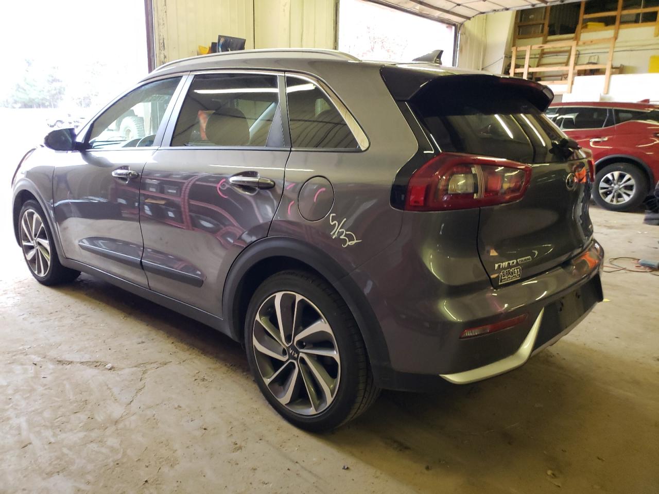 Photo 1 VIN: KNDCE3LC0J5131357 - KIA NIRO 