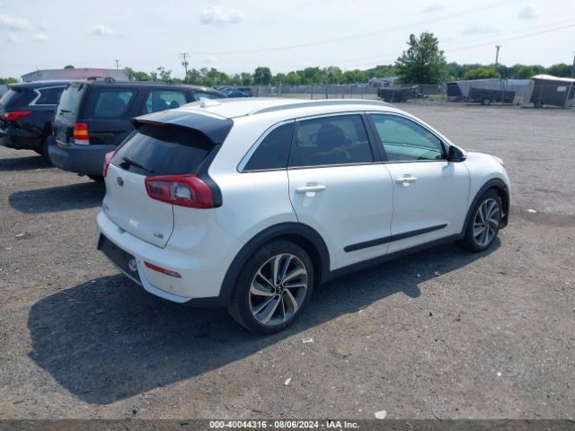 Photo 3 VIN: KNDCE3LC1J5179367 - KIA NIRO 