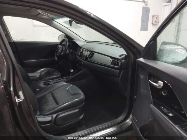 Photo 4 VIN: KNDCE3LC2H5072810 - KIA NIRO 