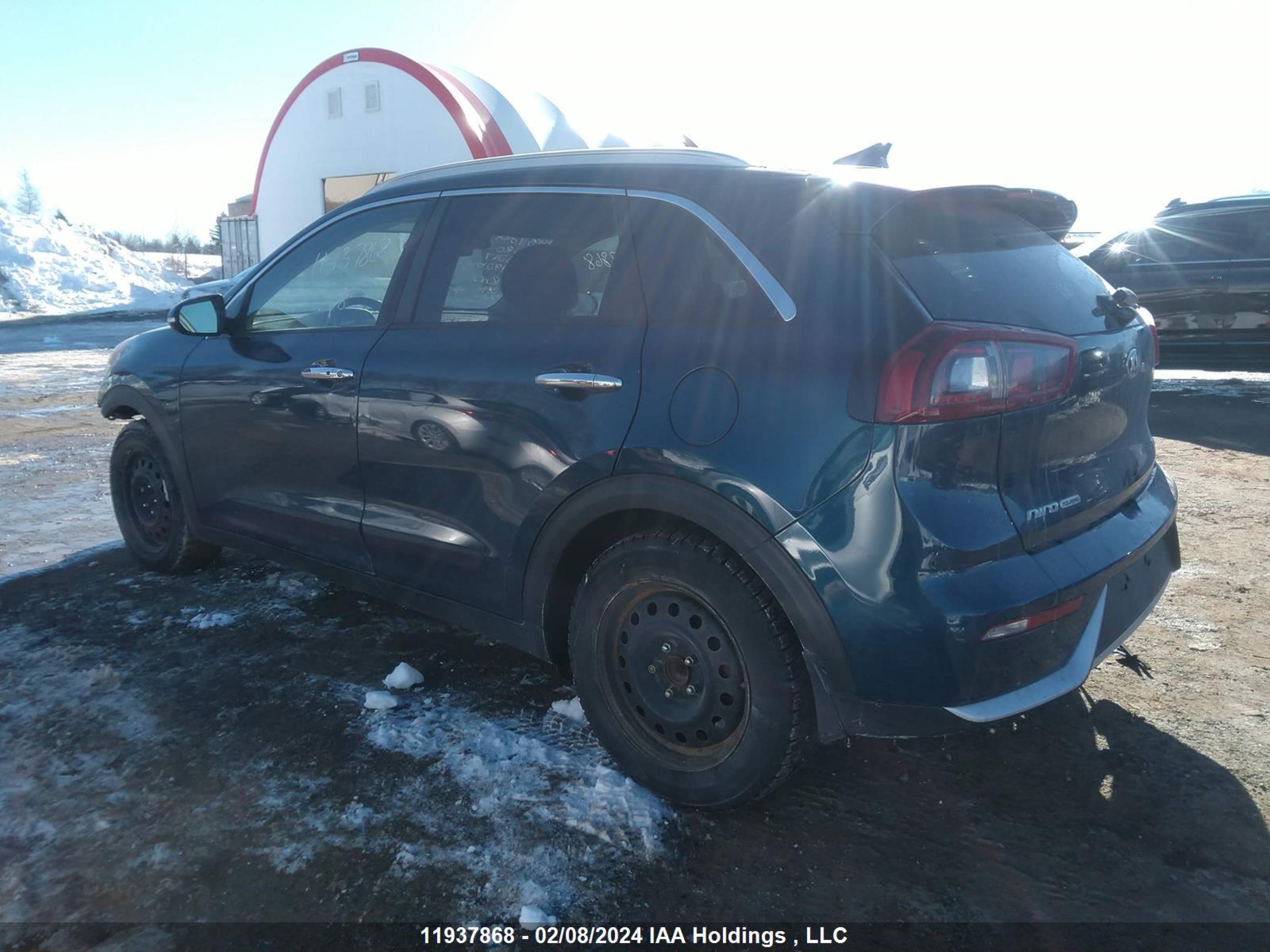 Photo 2 VIN: KNDCE3LC2J5180267 - KIA NIRO 