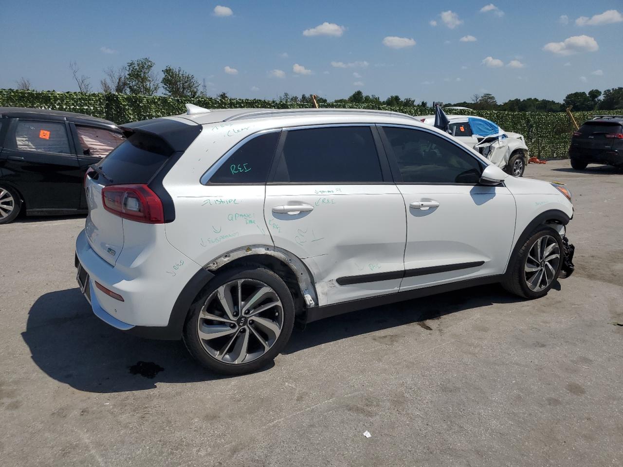 Photo 2 VIN: KNDCE3LC2K5301025 - KIA NIRO 