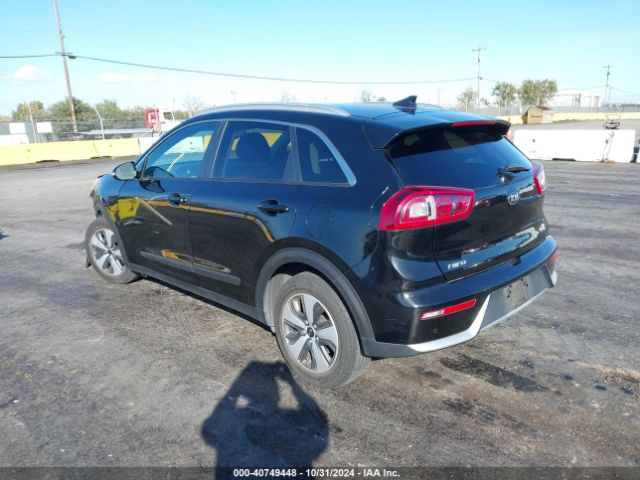 Photo 2 VIN: KNDCE3LC2K5301588 - KIA NIRO 