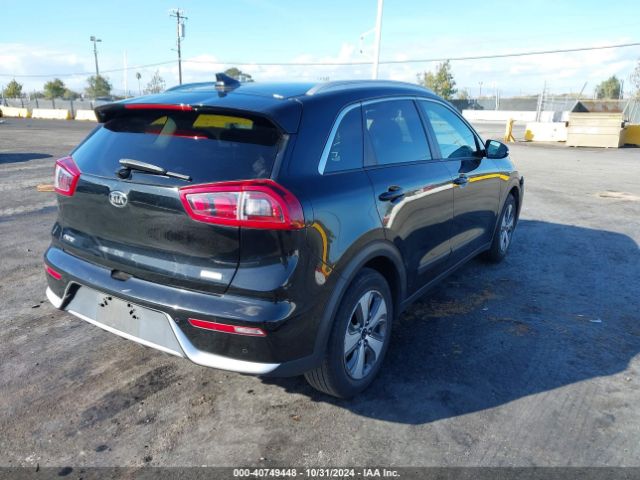 Photo 3 VIN: KNDCE3LC2K5301588 - KIA NIRO 