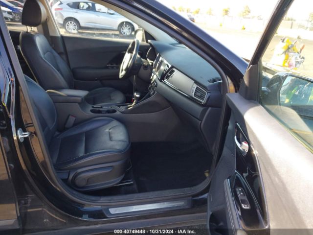 Photo 4 VIN: KNDCE3LC2K5301588 - KIA NIRO 