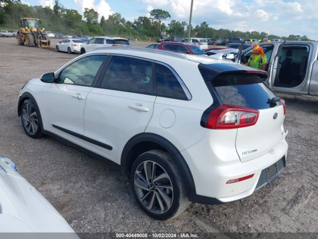 Photo 2 VIN: KNDCE3LC5H5040997 - KIA NIRO 