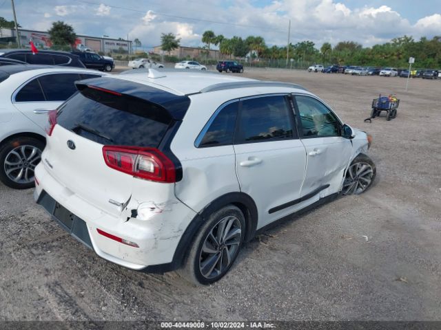 Photo 3 VIN: KNDCE3LC5H5040997 - KIA NIRO 