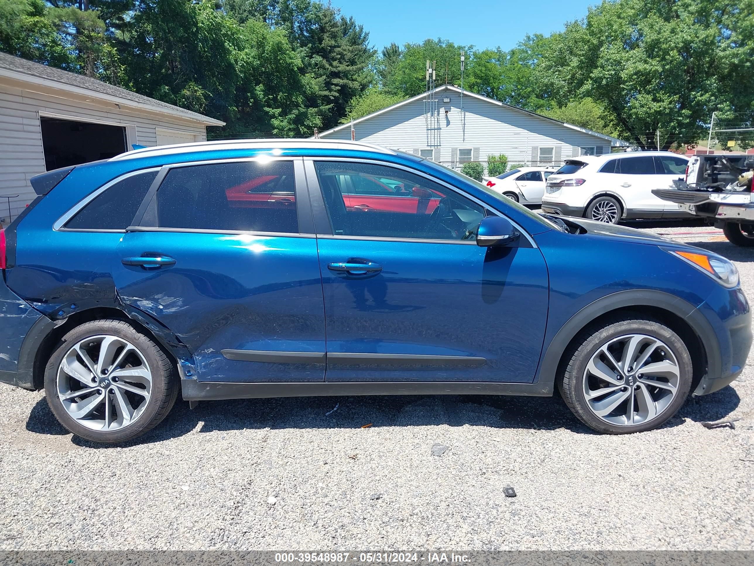 Photo 12 VIN: KNDCE3LC6K5304252 - KIA NIRO 