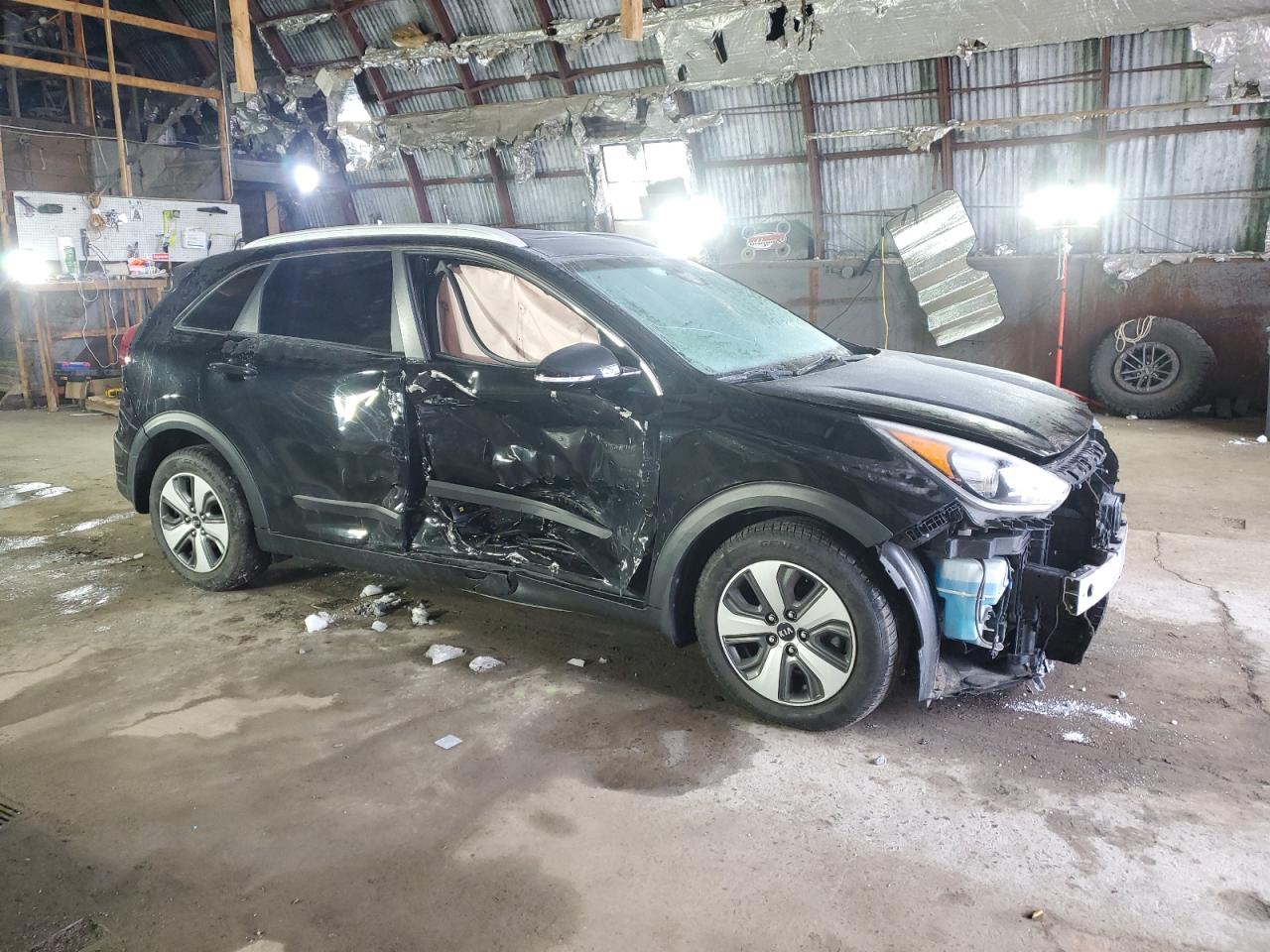 Photo 3 VIN: KNDCE3LC9J5152479 - KIA NIRO 