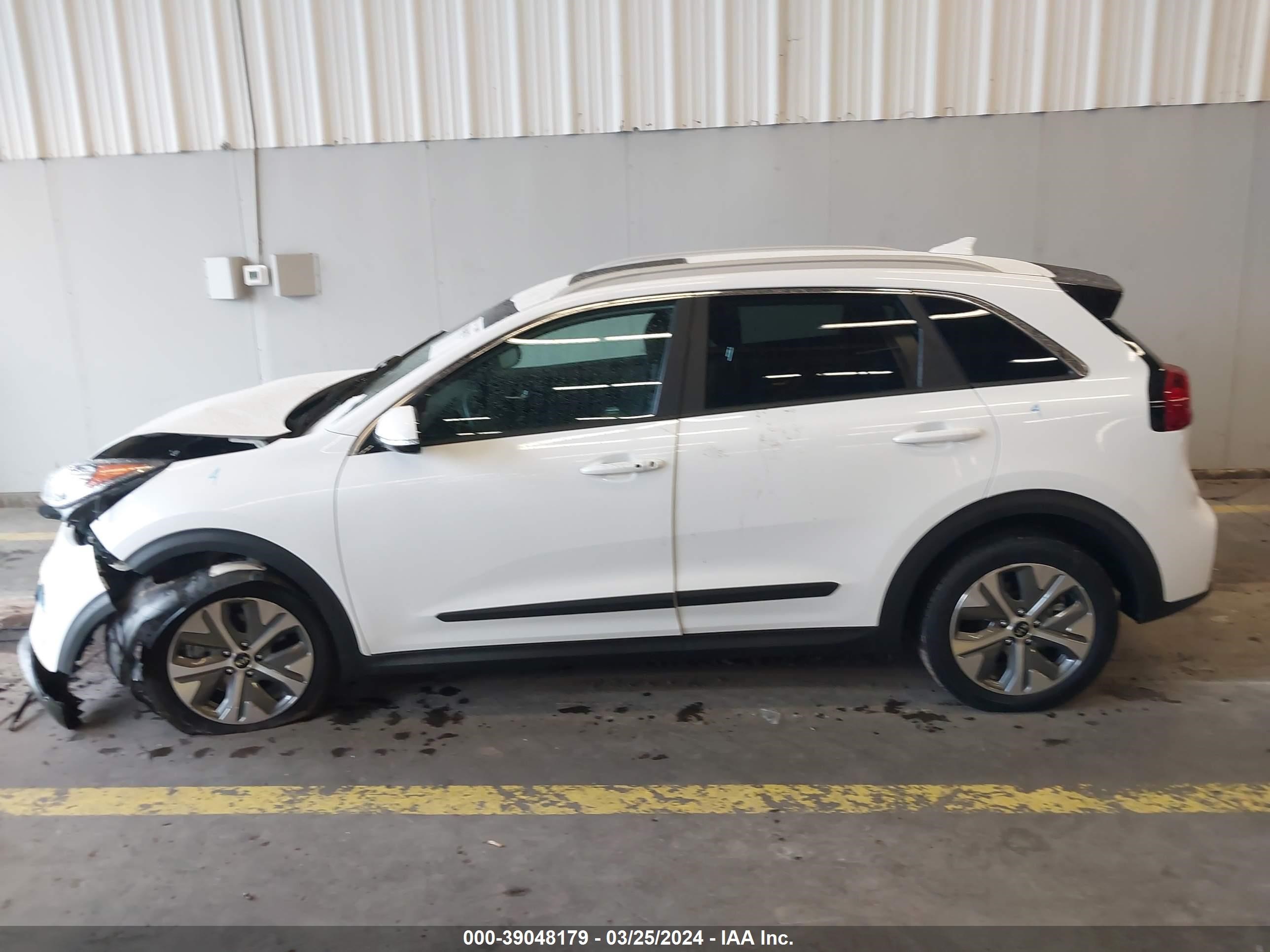 Photo 12 VIN: KNDCE3LG1K5015542 - KIA NIRO 